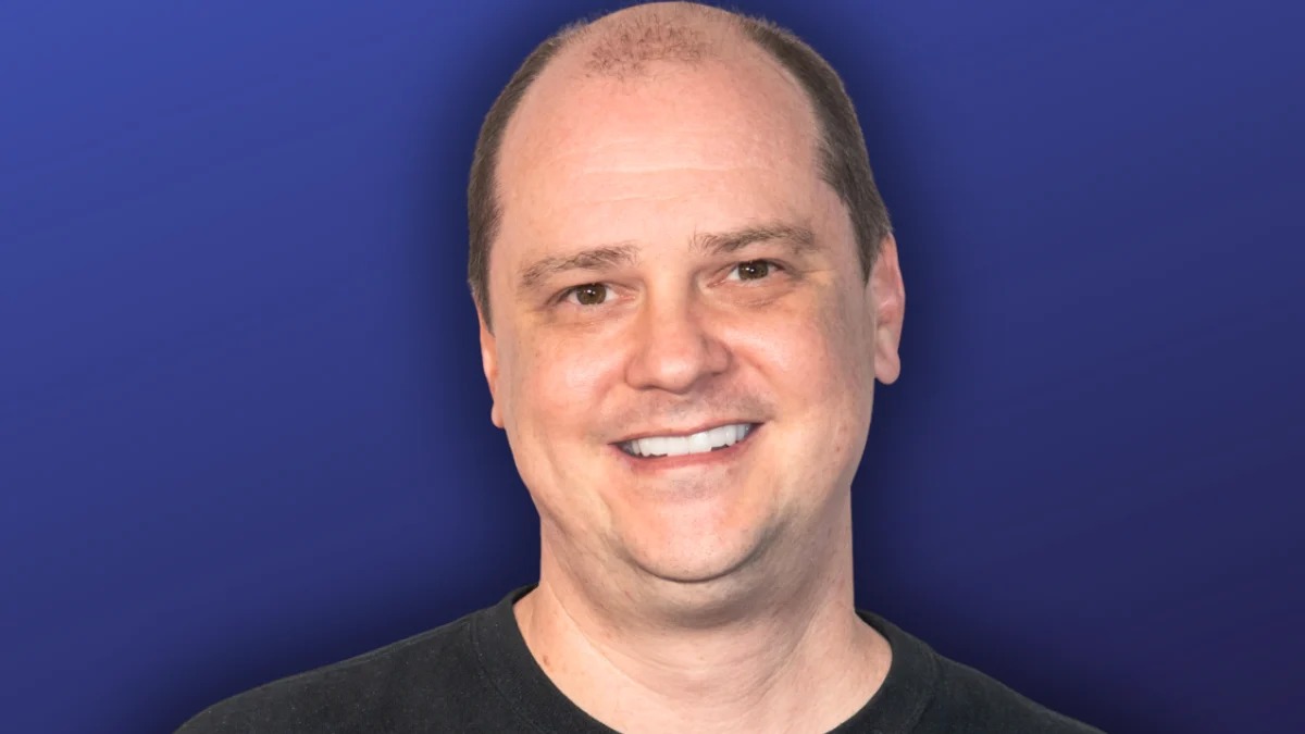 700 novels, dahilan kung bakit 'brutally difficult' ang Warhammer 40,000 TV series para kay Mike Flanagan